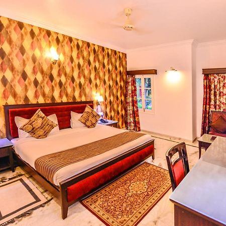 Amantra Shilpi Resort & Spa ウダイプル エクステリア 写真