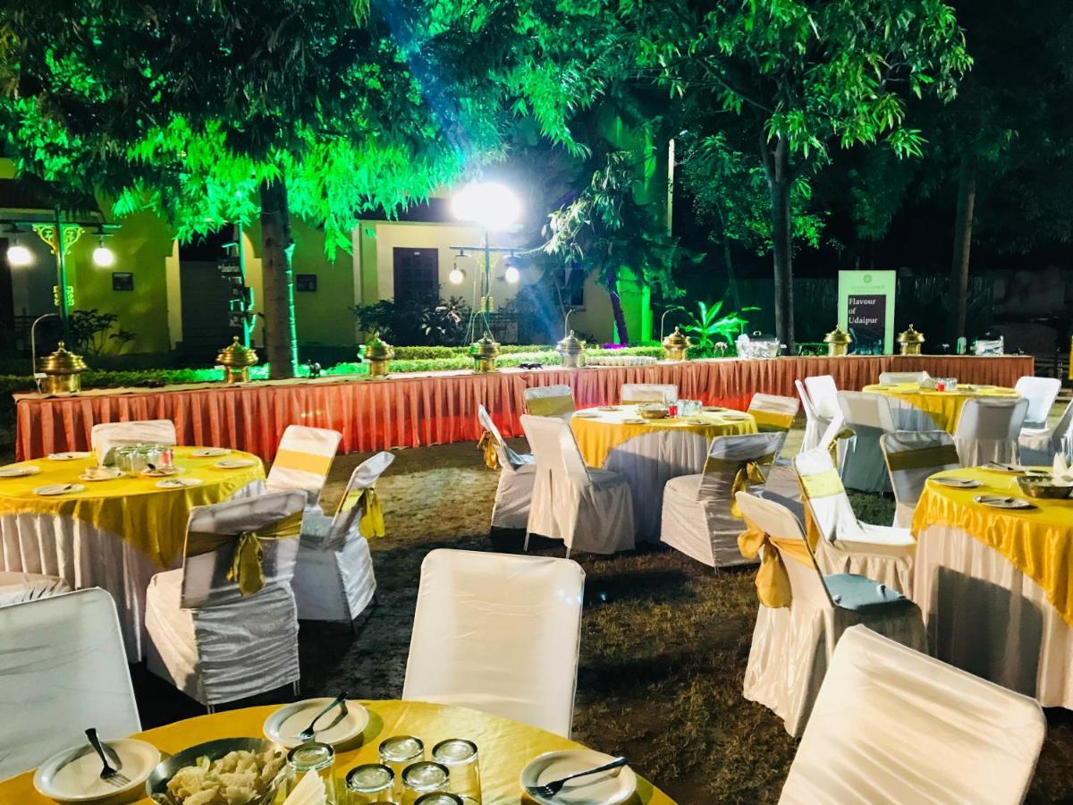 Amantra Shilpi Resort & Spa ウダイプル エクステリア 写真